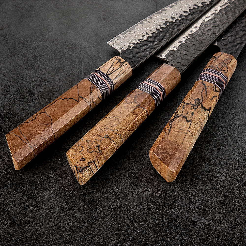 Professional Chef Knife - Japanese Style Professional 67-Layer Damascus Steel and Spalted Maple