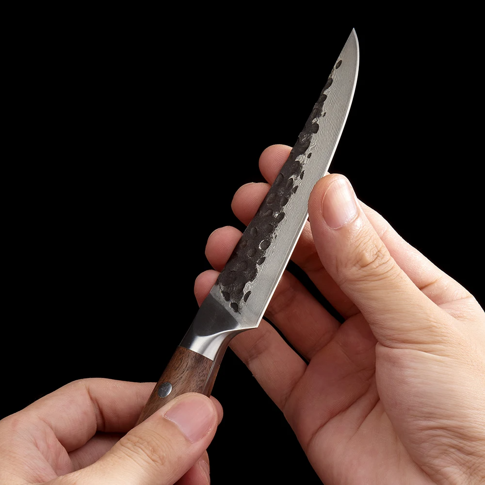 Professional Steak Knife, Hikari – VG-10 Damascus Steel, Walnut Handle, Perfect for Slicing Meats and BBQ